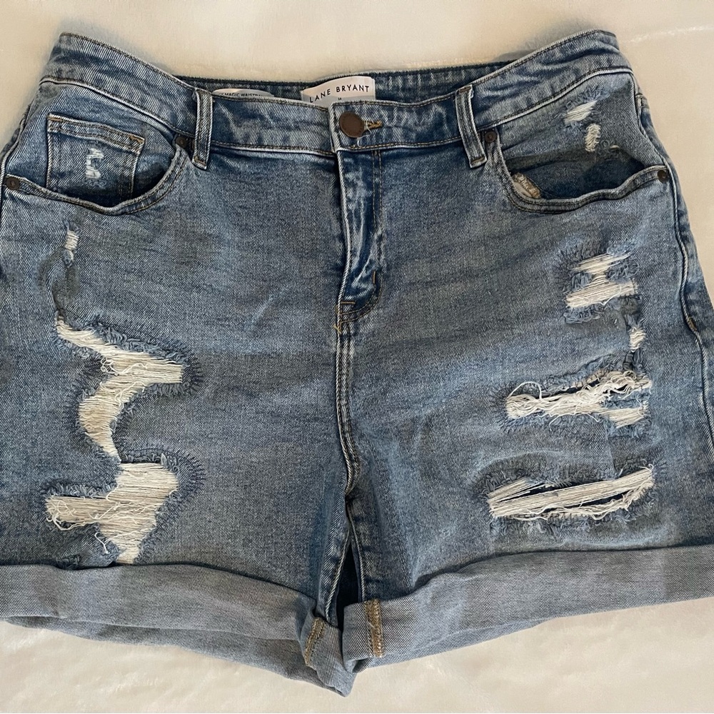 Lane Bryant Cuffed Jean Shorts, Like New, Mid Rise Boyfriend Midi Short, Size 14